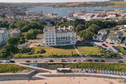 Finding The Cornish Dream viewers have a BIG issue with new Channel 4 property show