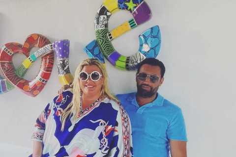 Gemma Collins looks slimmer than ever in flowing kaftan on holiday in Greece
