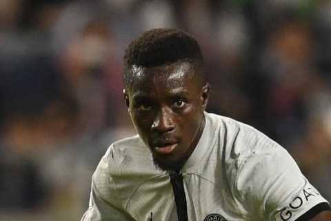 Everton close in on Idrissa Gueye transfer after Arsenal snub move for PSG midfielder and instead..