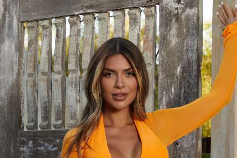 Love Island star Ekin-Su shows off her new collection for Oh Polly