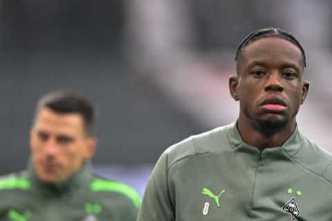 Chelsea confirm loan transfer of Juventus midfielder Denis Zakaria with option to make deal..