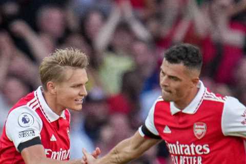 Man Utd vs Arsenal LIVE: Stream, TV channel, team news and kick-off time for Premier League grudge..