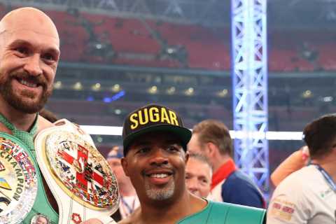 Tyson Fury has already bet on himself to KO Oleksandr Usyk with his coach and predicts what round..