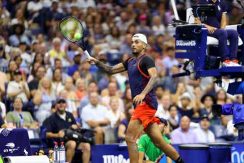 ‘I’m going to look like an idiot’ – Watch Nick Kyrgios lose point for illegal shot from other side..
