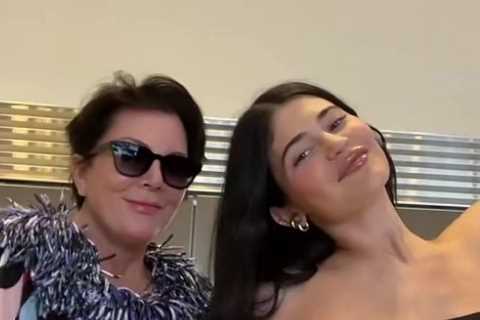 Kylie Jenner shows off her real post-baby body in tight dress as she drinks with mom Kris in new..