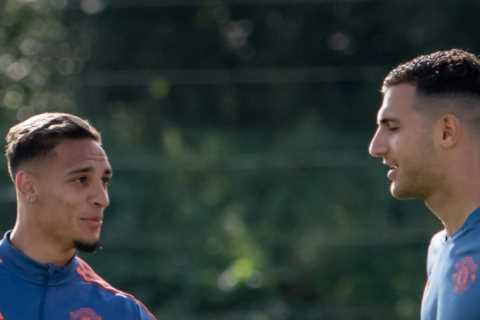 Antony and Diogo Dalot ‘sat together to talk tactics’ before linking up on Man Utd’s right-flank..