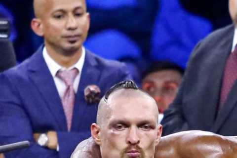Oleksandr Usyk offers to train Anthony Joshua ahead of his blockbuster Battle of Britain fight with ..