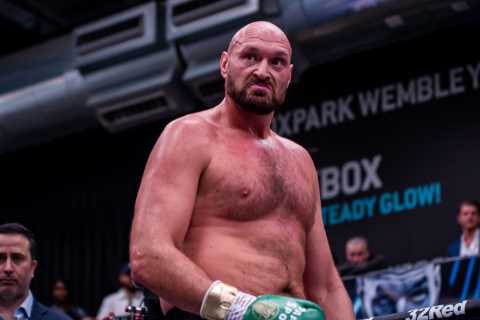 ‘Take it or leave it’ – Tyson Fury gives ultimatum to Anthony Joshua over fight date with historic..
