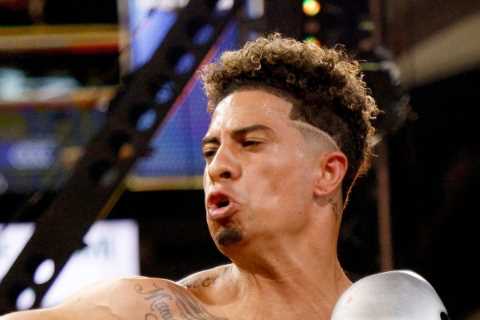 Austin McBroom vs AnEsonGib: UK start time, live stream, TV channel, undercard for HUGE YouTuber..