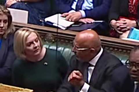 Dramatic moment Liz Truss was told about the Queen’s health during Commons debate
