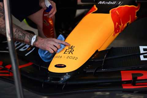 F1 teams reveal special cars with touching tributes to The Queen ahead of Italian GP qualifying