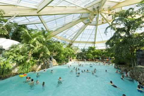 Center Parcs confirms all parks will CLOSE for the Queen’s funeral – sending families home early