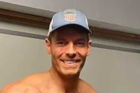 Ex-England cricketer Chris Tremlett’s astonishing body transformation from skinny bowler to..