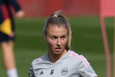 Arsenal’s Leah Williamson reckons ‘taste of winning’ has put fire in her belly as Gunners begin..