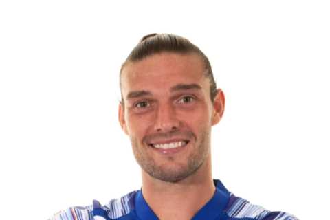 ‘This should be illegal’ – Fans all say same thing as Andy Carroll takes No2 jersey at Reading..