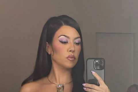 Kourtney Kardashian snubbed by sisters amid feud as fans praise star for posting unfiltered body..