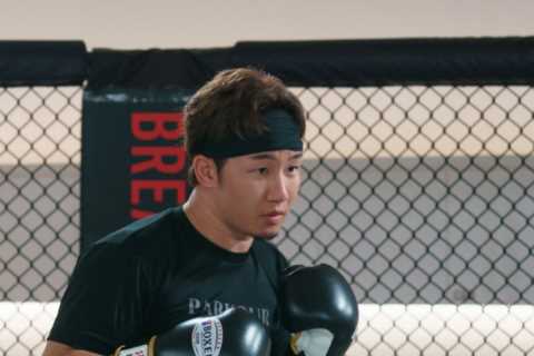 Meet Floyd Mayweather’s next opponent Mikuru Asakura, the MMA star with 3 million subscribers on..