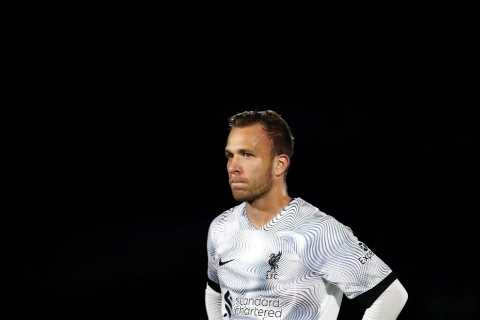 Fans all saying the same thing as Jay Spearing replaces Arthur Melo in Liverpool U21s’ Papa John’s..