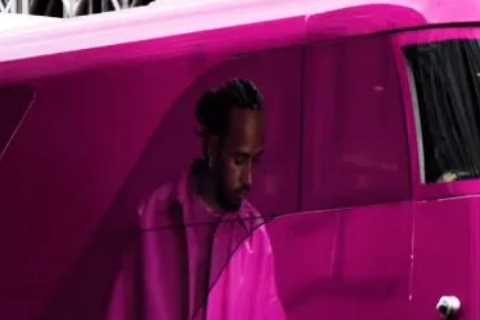 Lewis Hamilton wears £3,000 designer pink outfit before showing off ripped abs ahead of Singapore..