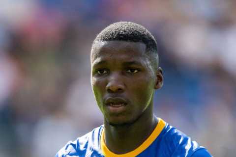 Man Utd should prioritise Moises Caicedo transfer but ‘nobody would turn down Chelsea’, admits..