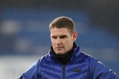 Chelsea coach Anthony Barry ready to snub Huddersfield job to join Roberto Martinez and Thierry..