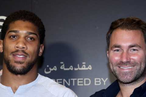 Tyson Fury vs Anthony Joshua in doubt as promoter Eddie Hearn says AJ will not sign contract by..