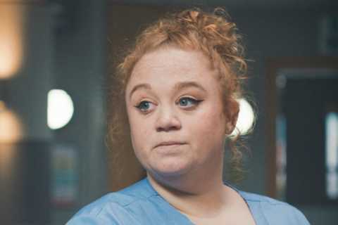 Robyn collapses and Ian makes shocking discovery in explosive comeback episode