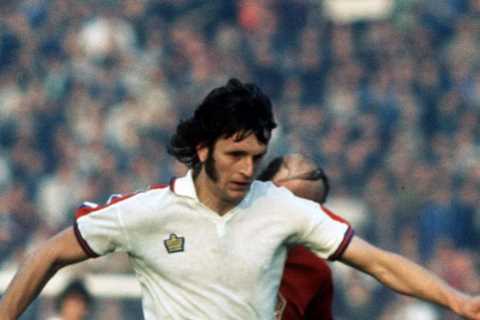‘I loved him’ – former England striker lands £100,000 winner days after passing of his good friend