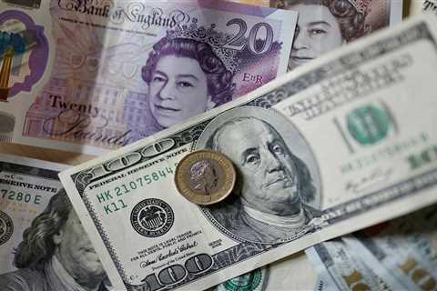 Pound falls to record low against dollar after mini Budget