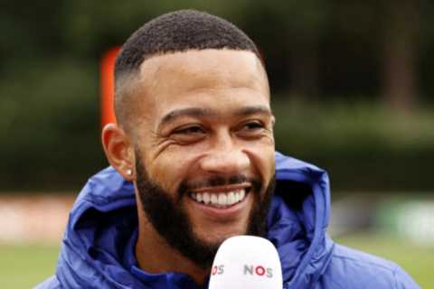 Liverpool looking to land Memphis Depay in shock swap transfer with Roberto Firmino joining..