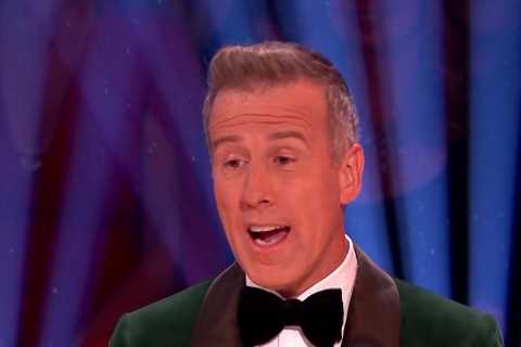 I’m a body language expert and this is why frustrated Anton Du Beke is ‘holding back’ on Strictly
