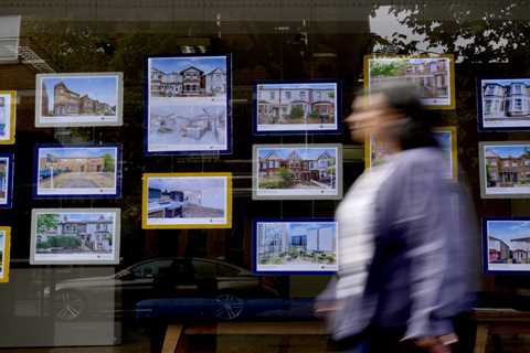 Full list of banks and building societies pulling mortgages due to pound and tax cut chaos