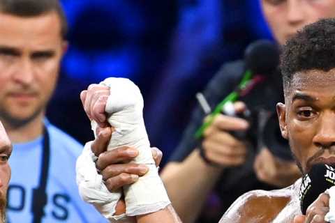 Anthony Joshua suggests boxing rule change with live scorecards to ‘create more competitive..