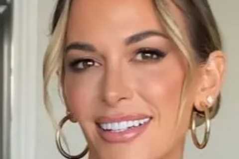 Brooks Koepka’s stunning wife Jena Sims goes topless as she leaves little to imagination in open..