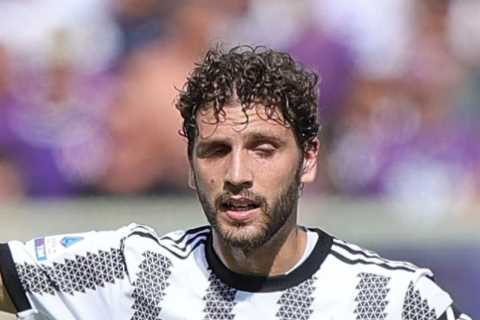 Arsenal ‘make enquiry’ to Juventus over Manuel Locatelli transfer after Italian ‘rejected Man Utd’..