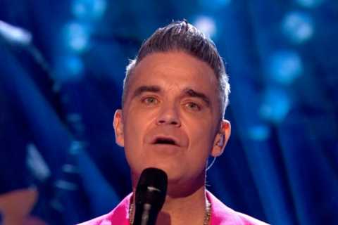 Strictly fans all saying same thing as Robbie Williams performs on first elimination show
