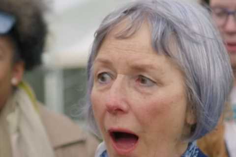 Antiques Roadshow guest left crying and ‘unable to breathe’ as she learns life-changing truth..