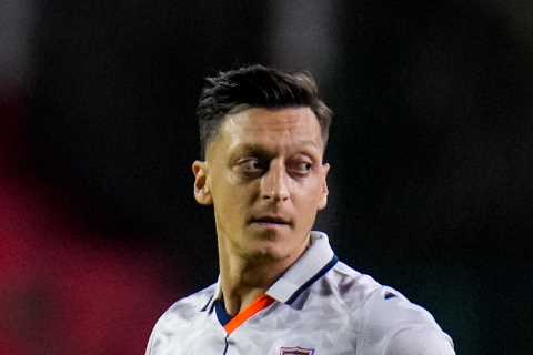 Mesut Ozil posts snap from hospital bed as he reveals back surgery ‘went well’ but ex-Arsenal star..