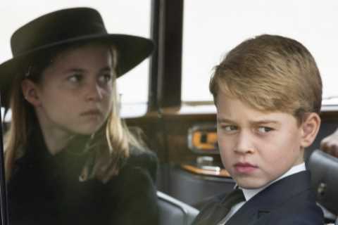 Relatable Kate and Prince William have a nifty way to keep Prince George’s screen time in check, a..