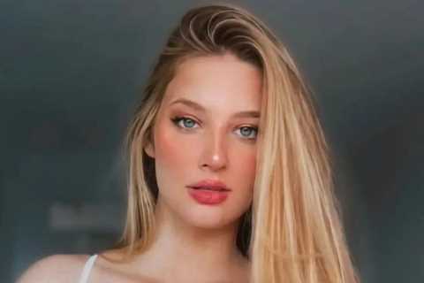Meet Gabriel Martinelli’s stunning Wag Isabella Rousso, who is a medical student and Arsenal super..