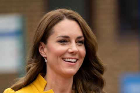 Royal fans say the same thing about Kate, Princess of Wales’ flawless style as she makes bold..