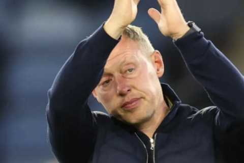 Nottingham Forest ‘WITHDRAW new contract offer to Steve Cooper with Rafa Benitez lined up to..