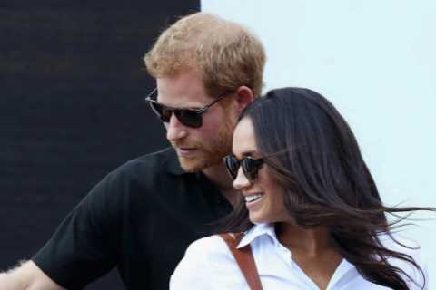 Prince Harry and Meghan Markle spotted dancing during date night at acoustic star’s gig in..