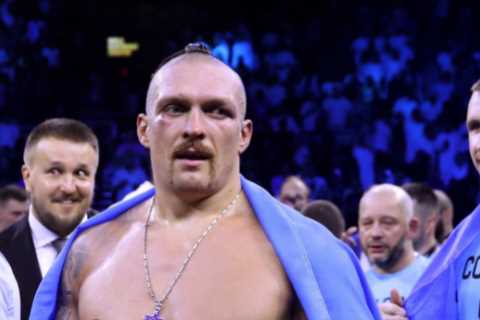 Usyk considering dropping down to cruiserweight after Joshua wins as he struggles to maintain..