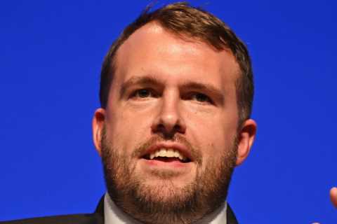 Education Minister failed to declare financial interest while endorsing grammar schools