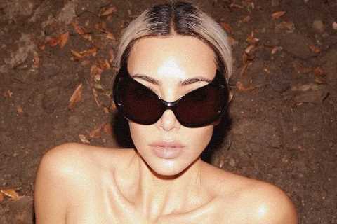 Kardashian fans think Kim will ‘secretly date’ hunky NFL player after spotting ‘clue’ in new post