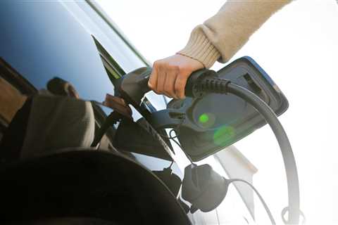 Botched plans to switch to electric vehicles by 2030 to cost hard-up Brits an eye-watering £14,700