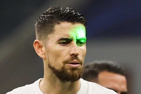 Composed Jorginho nets penalty for Chelsea despite having LASER PEN shone in his eye by AC Milan..