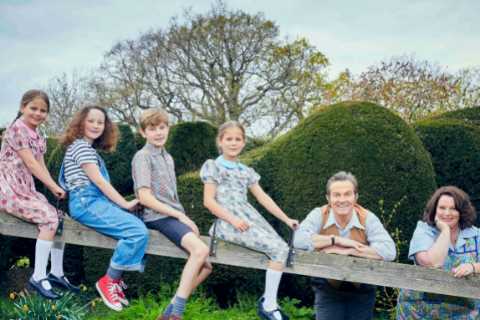 The Larkins cast: Who stars in the ITV drama?