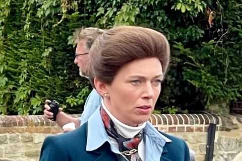 Who plays Princess Anne in The Crown?
